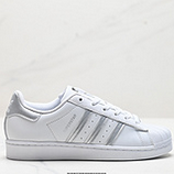 100_Adidas_Originals_Superstar_B27140