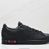 100_Adidas_Originals_Superstar_GX8826