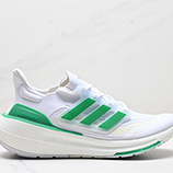 100_Adidas_Ultraboost_Light_HQ6339