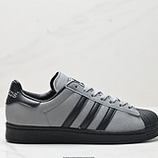 110_Adidas_Originals_Superstar_IG9270
