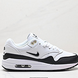 140_Nike_Air_Max_1_918354_100