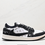 145_AJ1Travis_Scott_x_Air_Jordan_1_Reverse_Mocha_LX1988-900