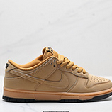 150_NIKE_DUNK_LOW_HQ1932-700