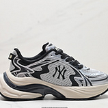 160_MLB_New_York_Yankees_Curve_Runner_3ARNSPL4N