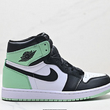 180_Nike_Air_Jordan_1_Retro_High_OG_AJ1555088_101