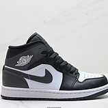 230_Nike_Air_Jordan_1_Retro_Mid_OG_AJ1_DQ8426-001