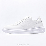 360_Louis_Vuitton_LV_13432595448027