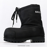 580_Balenciaga_Strike_134649768720611