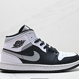 95_NIKE_Air_Jordan_1_Retro_Mid_AJ1_554724-174