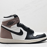 95_Nike_AIR_JORDAN_1_RETRO_HIGH_OG_AJ1_555088_010_40-44_IDDRF474-AZR