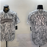 New York Yankees (1052)